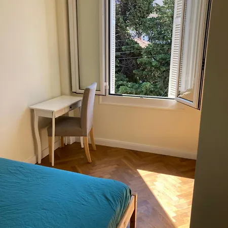 Wunderschoene In Jugendstilvilla Am Hafen Apartamento