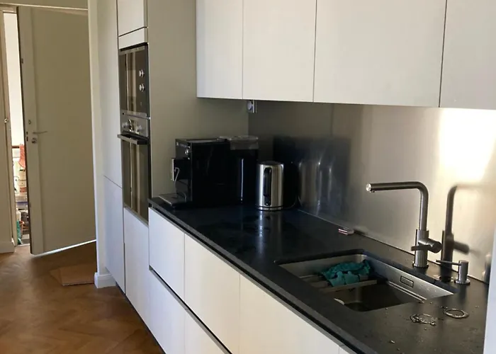 Wunderschoene In Jugendstilvilla Am Hafen شقة نيس