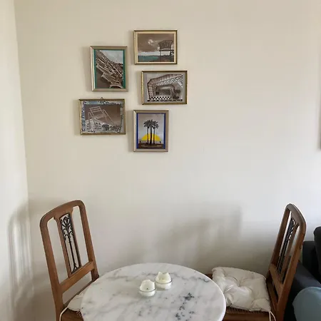 Wunderschoene In Jugendstilvilla Am Hafen * نيس