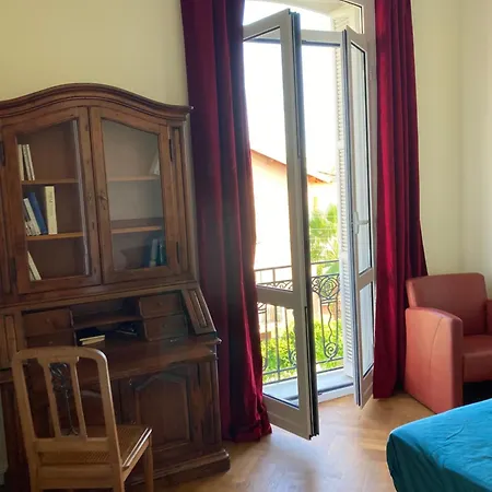 Wunderschoene In Jugendstilvilla Am Hafen