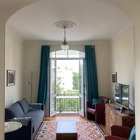 Wunderschoene In Jugendstilvilla Am Hafen