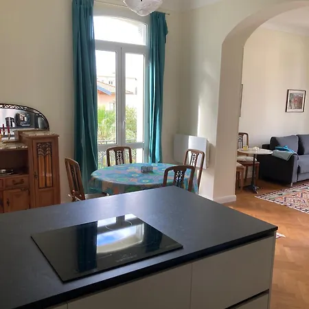 شقة Wunderschoene In Jugendstilvilla Am Hafen *