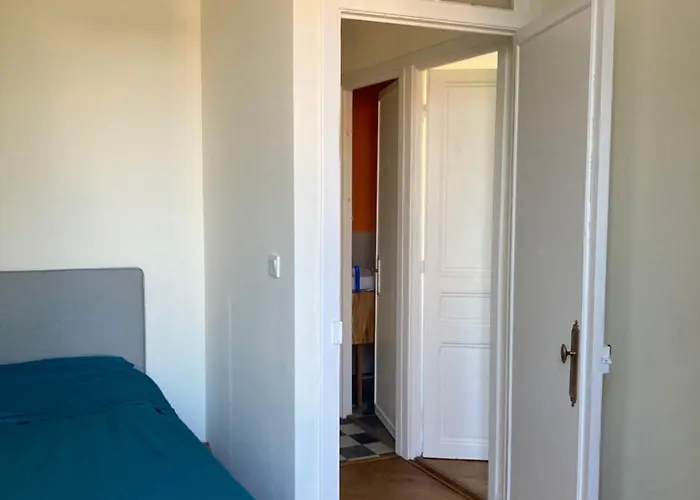 Wunderschoene In Jugendstilvilla Am Hafen Apartment *