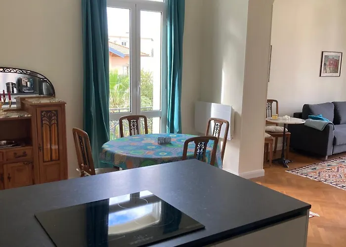 Apartment Wunderschoene In Jugendstilvilla Am Hafen *